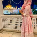 Ashnoor Kaur Instagram - Waheguru ji✨ #Bye2022 #Welcome2023 . . . Styled by @styling.your.soul Wearing @ireshhofficial Sachkhand Shri Hazur Sahib Nanded