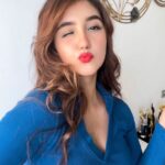Ashnoor Kaur Instagram – Because a lipstick has the power to make or break a look💄 #ColorPlayByAshnoor #CPbyAK #genz
