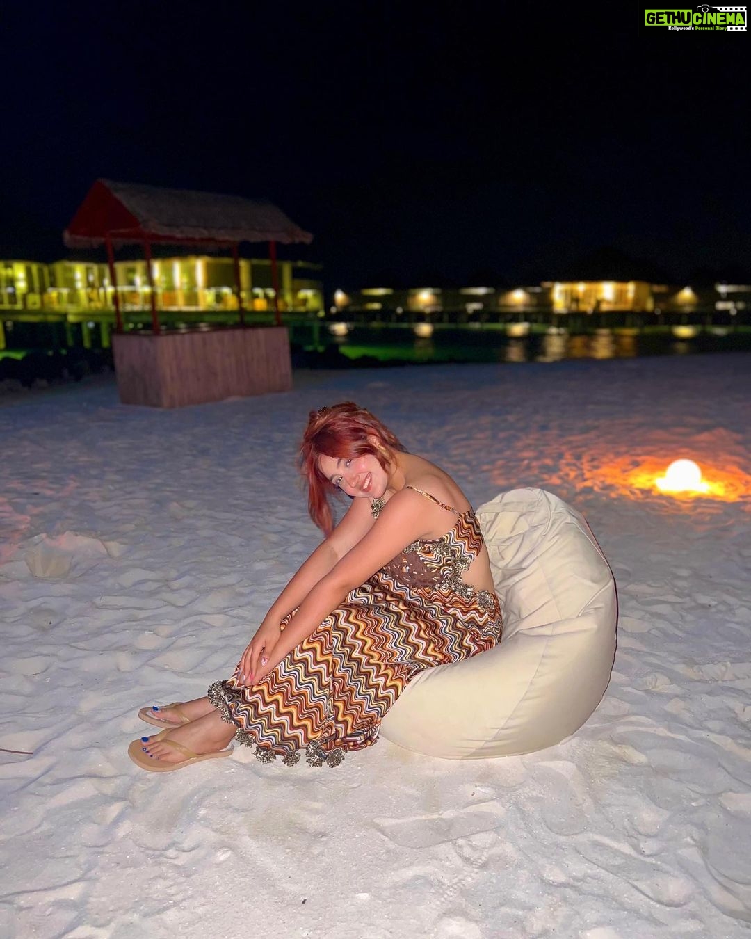 Ashnoor Kaur Instagram - अमोदिनी🐚🌊🥥 . . . Wearing my absolute favvv @rohitkverma ✨ 📍 @sunsiyamresorts @sunsiyamiruveli 🤝 @planmyleisure #maldives #sunsiyam #iruveli #planmyleisure Sun Siyam Iru Veli