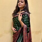 Aswathy Sreekanth Instagram - Every saree has a story ! ❤️ Saree @byhand.in Jewellery @anokhi_priyakishore Styling @styledbysavu MUA @sijanmakeupartist