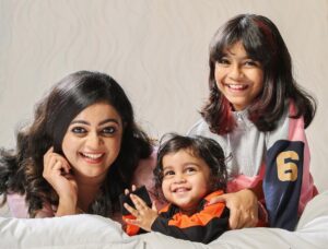 Aswathy Sreekanth Instagram - Not a supermom, not even a wonderful one ! An ordinary mother who strives every day to do her best for the kids yet fails miserably most of the time. A very ordinary mother who really want to escape from kids to have some ‘me time’ but starts missing them terribly the moment she steps out of home. A very ordinary mother who puts so much effort to keep herself sane while handling all the tantrums and meltdowns but still doubts her parenting skills. Its not easy darlings, but look at those smiles…it’s worth it 🥰🥰🥰 Happy mother’s day to every ordinary moms out there ❣️ Love and hugs from just another ordinary mom 🤗 #happymothersday #mothersday #justanordinarymom