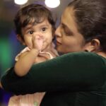 Aswathy Sreekanth Instagram - മാനത്തെയമ്പിളിത്തെല്ലു പോലെ 🥰 #babyreels #kamala #aswathysreekanth #mybabygirl