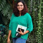 Aswathy Sreekanth Instagram – If there’s a future it will be green 💚

#dayslikethese #workmode #productivespaces #goodvibes