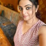Aswathy Sreekanth Instagram – Good evening fam 🥰 Edam Art Cafe & patisserie