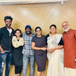 Aswathy Sreekanth Instagram - The reel fam is together for a reason 😍 #family #chakkappazham #reelfam #goodtimes #somethingiscooking #mypeople #togetheragain