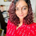 Aswathy Sreekanth Instagram - Breath - to pause to make space to collect your thoughts to remember to face the next moment to choose ❤️