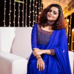 Aswathy Sreekanth Instagram - 💙💙 👗 @anuthreadsbridalstudio Styling @savitha_tony MUA @makeoverbyjosna 📷 @dreamcaptureweddings_kochi