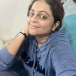 Aswathy Sreekanth Instagram - ‘Tired, but Happy’ kind of day 🥰 #nomakeup #comfortableinmyskin #creativeday #beingme #pajamadays #quarentine