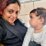 Aswathy Sreekanth Instagram - Who wants some tips on air travelling with kids ? And what if they are little unwell ? What if they are hungry and don’t want anything that we offer? Let me fix my head back in position and will tell you in detail 🥴😩😩 And thanks to the wonderful crew of Air India Dubai-Cochin, (especially for picking up all the things that Kamala throw away 😄) and my super supportive Padma who woke up many times just to entertain her cranky little sister and help amma in crisis 🥰 #travellingwithkids #yesterday #backhome #mommylife