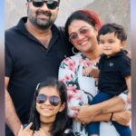 Aswathy Sreekanth Instagram - Well, now who is stealing daddy’s smile and style ?? 😉😄 Thank you for the precious click @shiburasheed 😘 #gratitude #thankfulforeverything #familygoals #traveltogether #vacation #uae #hatta #weekend #us Hatta Dam, Dubai