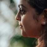 Aswathy Sreekanth Instagram - “She had magic in her eyes even the stars envied” 😉 📷 @unaiseadivadu #picoftheday #whenbestfriendclicks #aswathysreekanth #eveningvibes #randomclicks #ınstagood #dailypost