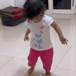 Aswathy Sreekanth Instagram - ചേച്ചിടെ ഷൂ ഞങ്ങൾക്ക് ഒരു വീക്നെസ് ആണ് 😁 #babyreels #kamala #babiesofinstagram #mybaby