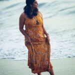 Aswathy Sreekanth Instagram - Let the sea set you free ! 📷 @unaiseadivadu #bluesea #seaside #goodvibes #shoottime