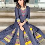 Aswathy Sreekanth Instagram - Always 🖤 👗 @byhand.in @styledbysavu