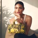 Athiya Shetty Instagram – In awe of the India- inspired lady d-joy @dior #diorfall23 💛

#collab