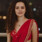 Athulya Chandra Instagram - 💋 Mumbai