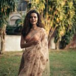 Athulya Chandra Instagram - Pluck 🫰🏻