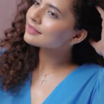 Athulya Chandra Instagram - Snap ,Smile ✨🤗