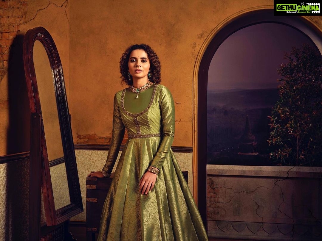Athulya Chandra Instagram - Client: @vivahaluxe Agency @hitimefliicks Creative Director @hariprasanth_r_k Director @fashionmongerachu Photography @tijojohnphotography Retouching @finalvisuals Cinematography @picstory_josecharles Art @dayalu.k.d.8 Styling @joseph_christina Make up @leeview_makeup Executive Producer @jithinharid @worldofdone Photography Team @leninkottapuram @iam___krrish Casting @anishimpulse @impulsemodelmanagement Production House @tijojohnproductions #fashion #style #model #director Kochi, India