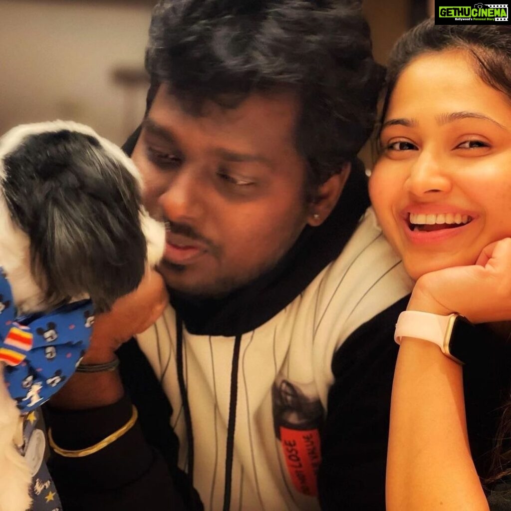 Atlee Kumar Instagram - My baby boooo turns 5 , happy happy bday my baby lil angel , u ve been every thing to us and ve brought so much of positivity and happiness rit frm the time u stepped in our life , mommy and daddaa luv u more than any thing in this world ❤️❤️❤️ happy happy bday my tiny lil angel 🥰 #beckypapa #beckypapaturns5 #loveofourlives❤️ @priyaatlee ❤️❤️❤️🎊🎁🎉🌟