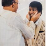 Atlee Kumar Instagram - @priyaatlee Thatha passed away today He doesn’t like to be called Thatha so I always call him bro. Today It was like a regular day for me & Priya. we got up and started our day suddenly we received a call from Aunty in morning we were broken to know tat he is no more due to cardiac arrest. He is 82, even last week we both had a beautiful conversation.. he loved me so much he has always been a well wisher, friend and experienced guide (minalae Subini Thatha type) miss u bro can’t believe ur no more. I’m heartbroken. Our family has lost the pillar & A young friend love u bro kaliyaraj , no one can replace u in our lives , will miss u ... this dae has made us realize alot of things in life... it’s tym to realize there is an end for everything... so share ur love and happiness till u live... everyday is a gift from god... love u bro...😰❤️