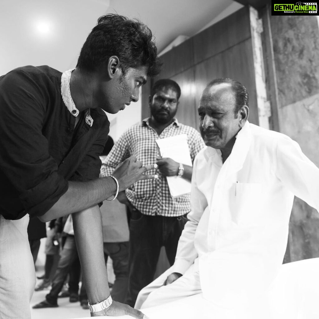 Atlee Kumar Instagram - Miss u Mahendran sir #happybirthday Feeling blessed to work with you Misssssssssss u sir lots of love atlee