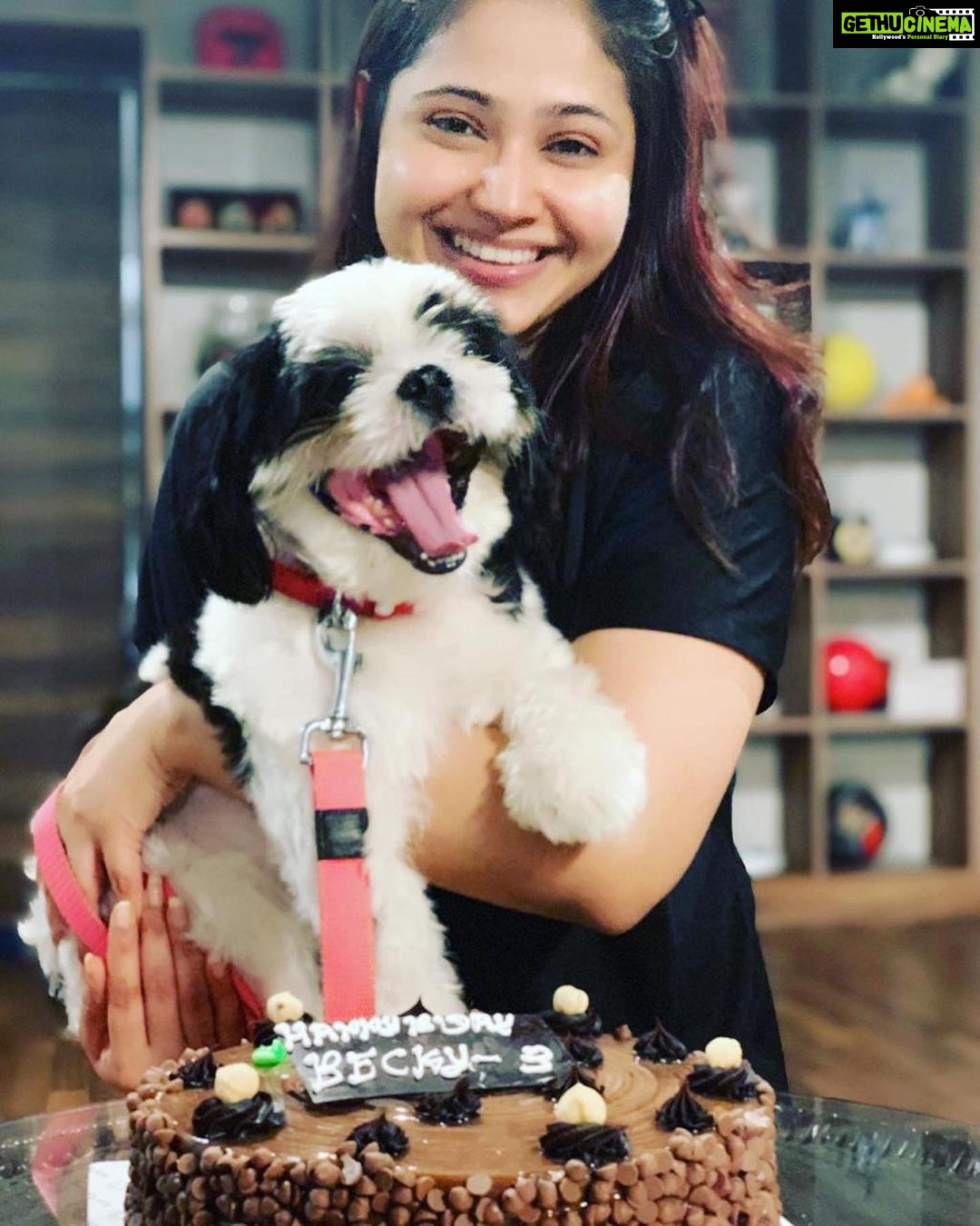 Atlee Kumar Instagram - Love of my life ❤️❤️❤️ #beckypapa @Priyaatlee #beckyturns3