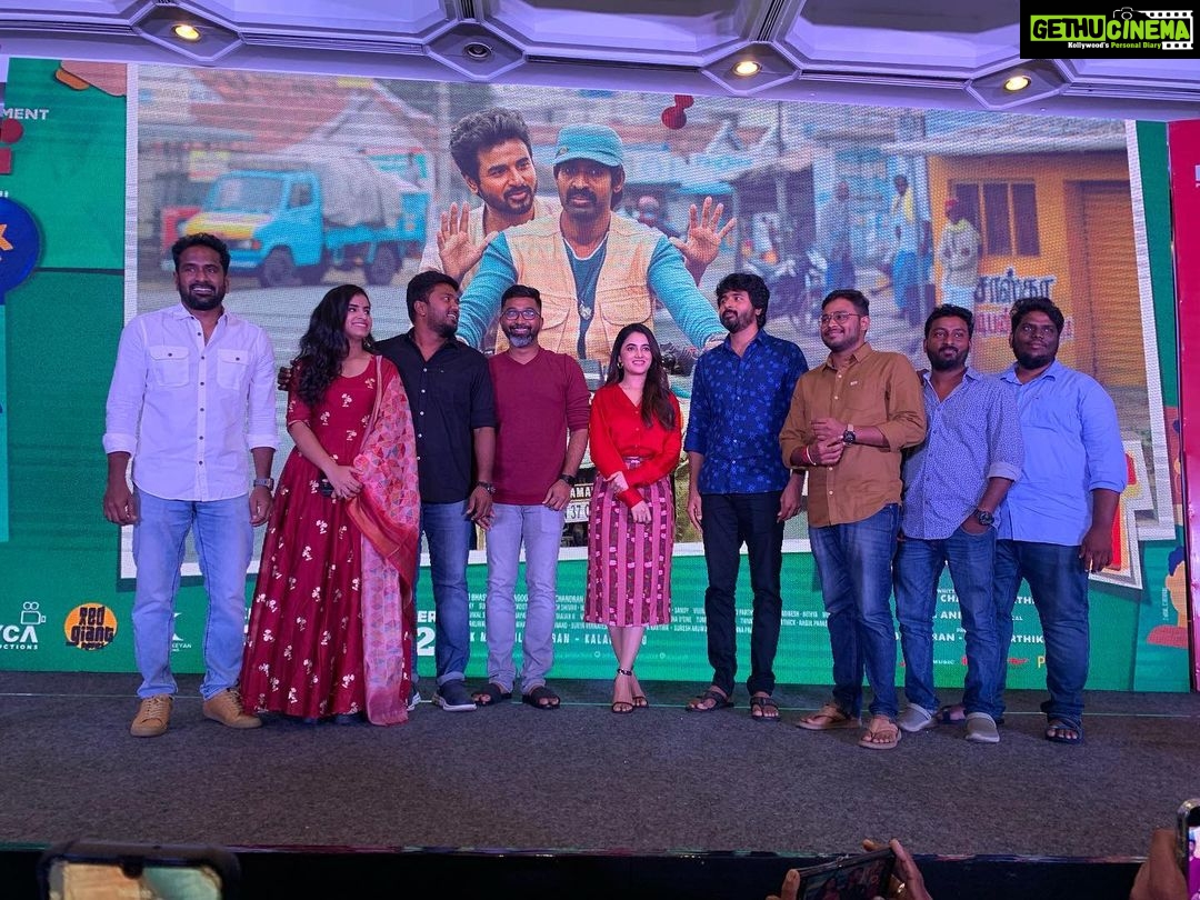 Bala Saravanan - 13.1K Likes - #Don
@sivakarthikeyan @dir_cibi @priyankaamohanofficial @kalai_arasu_p @sivaangi.krish @bhaskaran_dop @nagooranramachandran @skprodoffl @lyca_productions @redgiantmovies_