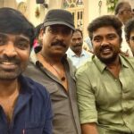 Bala Saravanan Instagram – அன்பு அண்ணன்கள் ❤️❤️❤️@actorvijaysethupathi @i_am_samuthirakani @aaru_dir
மாபெரும் மகிழ்ச்சி🤗🤗🤗❤️❤️❤️