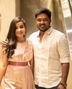 Bala Saravanan Instagram - #DonSuccessMeet with anbu thangchiiii❤️❤️❤️
@sivakarthikeyan @dir_cibi @sivaangi.krish @rjvijayofficial @skprodoffl @lyca_productions
Thanks for pic dear @arunprasath_photography bro🤗🤗🤗