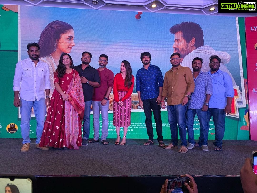 Bala Saravanan - 13.1K Likes - #Don
@sivakarthikeyan @dir_cibi @priyankaamohanofficial @kalai_arasu_p @sivaangi.krish @bhaskaran_dop @nagooranramachandran @skprodoffl @lyca_productions @redgiantmovies_