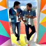 Bala Saravanan Instagram - Wish you all a Veryyy Happpyyy new year…Vetrihal Namakey 👍🏾👍🏾👍🏾 Perum Magizhchiiii 🤗🤗🤗 #Don @sivakarthikeyan @dir_cibi @anirudhofficial @kalai_arasu_p @navneth85 @priyankaamohanofficial @rjvijayofficial @sivaangi.krish @nagooranramachandran @skprodoffl @lyca_productions