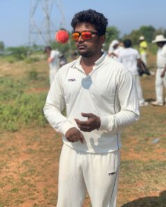 Bala Saravanan Instagram - After six months am
playing my cricket……Appaku naa cricket
vilayaanda romba pidikum…..Madurai la veetla tv
paathutu irundha…enna kannu cricket vilayada
polaya nu kaeparu……naa 3rd padikumbothu ena
muthal muthala ground ku (thenur vaigai river)
kootitu poei enaku apaye MRF bat vaangi
kuduthu first first enaku bowling poetavarey
avaruthaan.….ipo naa vachrukaney bat athuvum
avaru enaku gift pannathuthaan.…Enga appa
epavum MASSS Avaru en nanban.En
thalaivan…Love yu NAINA
Apram inaiku tournament finals jeyichachu..
thank u captain directa final aada 11s la
eduthathuku.
pics clicked by @karthi_uco
@muhammad rafique04 @madurairyaz