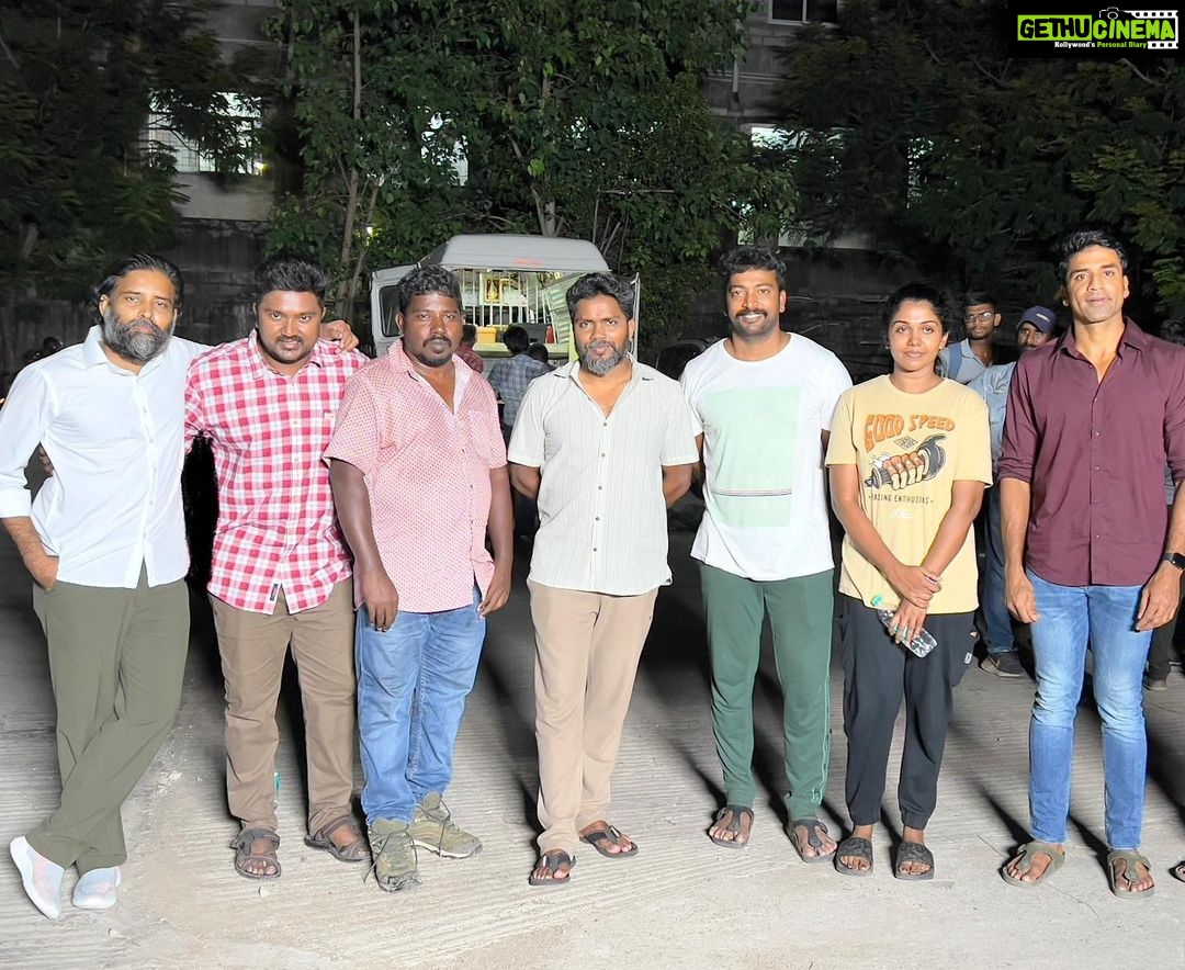 Bala Saravanan Instagram - Nanbar #Dinesh & @kalaiyarasananbu Machaa in #Thandakaaranyam directed by @athiyanathirai thozhar produced by @ranjithpa sirβ¦ @actorshabeer @riythvika_official #Schedule wrap Maaberum Magizhchiiii ππΎππΎππΎππΎππΎβ€οΈβ€οΈβ€οΈβ€οΈππΎππΎππΎππΎππΎππΎ