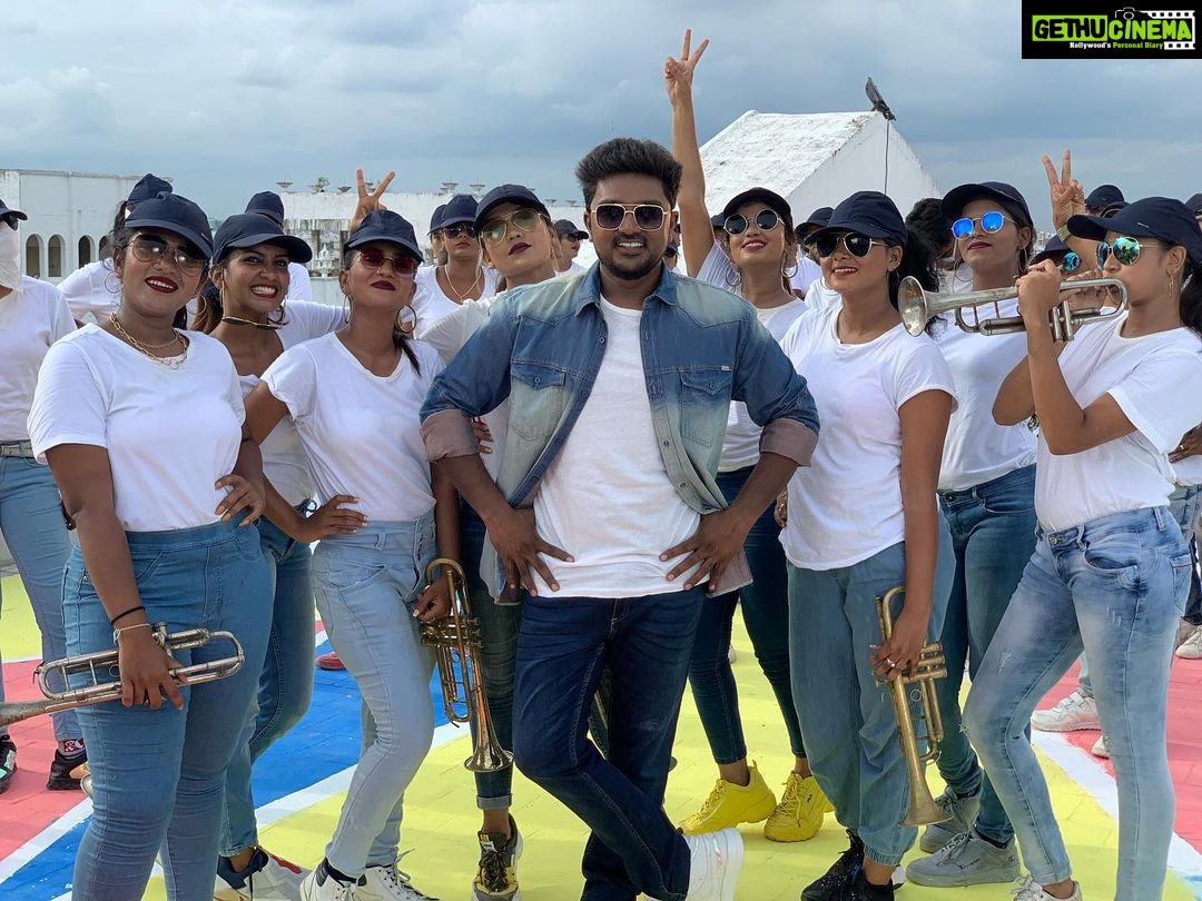 Bala Saravanan - 10.8K Likes -