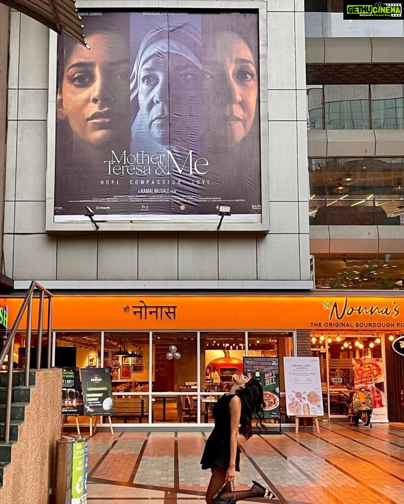Banita Sandhu Instagram - IT’S FINALLY HERE!!!!! So thrilled you can watch #MotherTeresaAndMe in cinemas now & 100% of the proceeds go to charity to aid education and healthcare for children in India. please please go and support our little movie made with so much hope, love and compassion for an even greater cause 🥹 it means the absolute world to me ❤