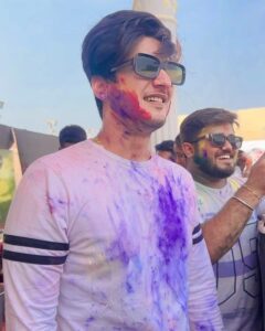 Bhavin Bhanushali Instagram - Happy Holi ❤️