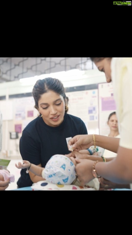 Bhumi Pednekar Instagram - #DigitalTech is the game-changer in ensuring good health & wellbeing of all!!! In my 1⃣st site visit as @undpinindia's National Advocate for SDGs, I visited the Colaba Health Post🏥in #Mumbai to see how the Electronic Vaccine Intelligence Network or #eVIN, developed by @mohfwindia is ensuring timely delivery of vaccines for babies👩‍🍼. Truly humbled to see the passion and hard work of our health workers👩🏽‍⚕️👨🏽‍⚕️ to ensure the we #LeaveNoOneBehind.