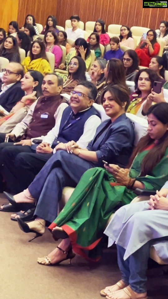 Bhumi Pednekar Instagram - It is women who will make the difference! Honoured to meet & interact with the brightest women entrepreneurs at the Women Entrepreneurship Platform (WEP) by NITI Aayog (Government Of India)! #FutureIsFemale 🚀