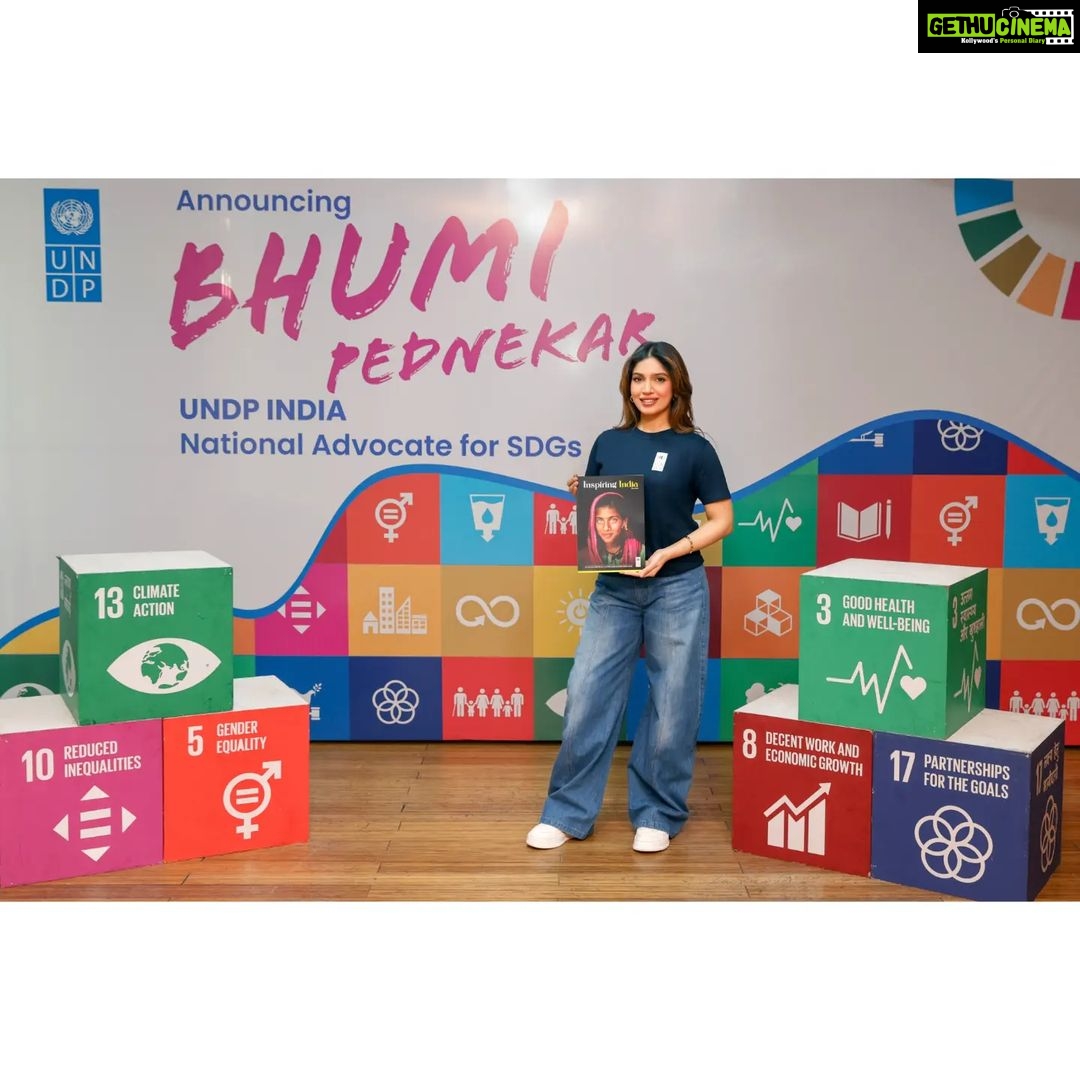 Bhumi Pednekar Instagram - Honoured to be the first National Advocate for United Nations Development Programme (UNDP) for the SDGs ππ Thank you Shoko and the entire team at @undpinindia to trust me with this new responsibility.