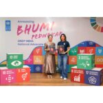 Bhumi Pednekar Instagram - Honoured to be the first National Advocate for United Nations Development Programme (UNDP) for the SDGs 🌍💚 Thank you Shoko and the entire team at @undpinindia to trust me with this new responsibility.