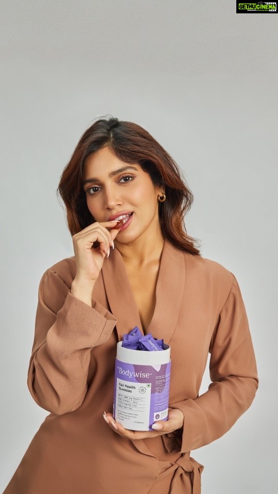 Bhumi Pednekar Instagram - These are my favourite @be.bodywise Hair Health gummies for longer, stronger hair that is hair fall-free! So happy to have finally found a platform that gives a personalised solution that #WorksWithYourBody from inside out. 😍 Join me to meet your 2023 hair goals with 1 gummy a day? Better late than never 😉 #BhumiXBeBodywise #BeBodywise #BhumiPednekar