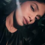 Bhumi Pednekar Instagram - Are CaReels a thing ??????!!!!! Also I love this lip combo #Bbeauty #motd