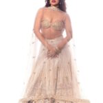Bhumi Pednekar Instagram – Golden Dream @shantanunikhil
Styled @manishamelwani
❤️ #OutTakes