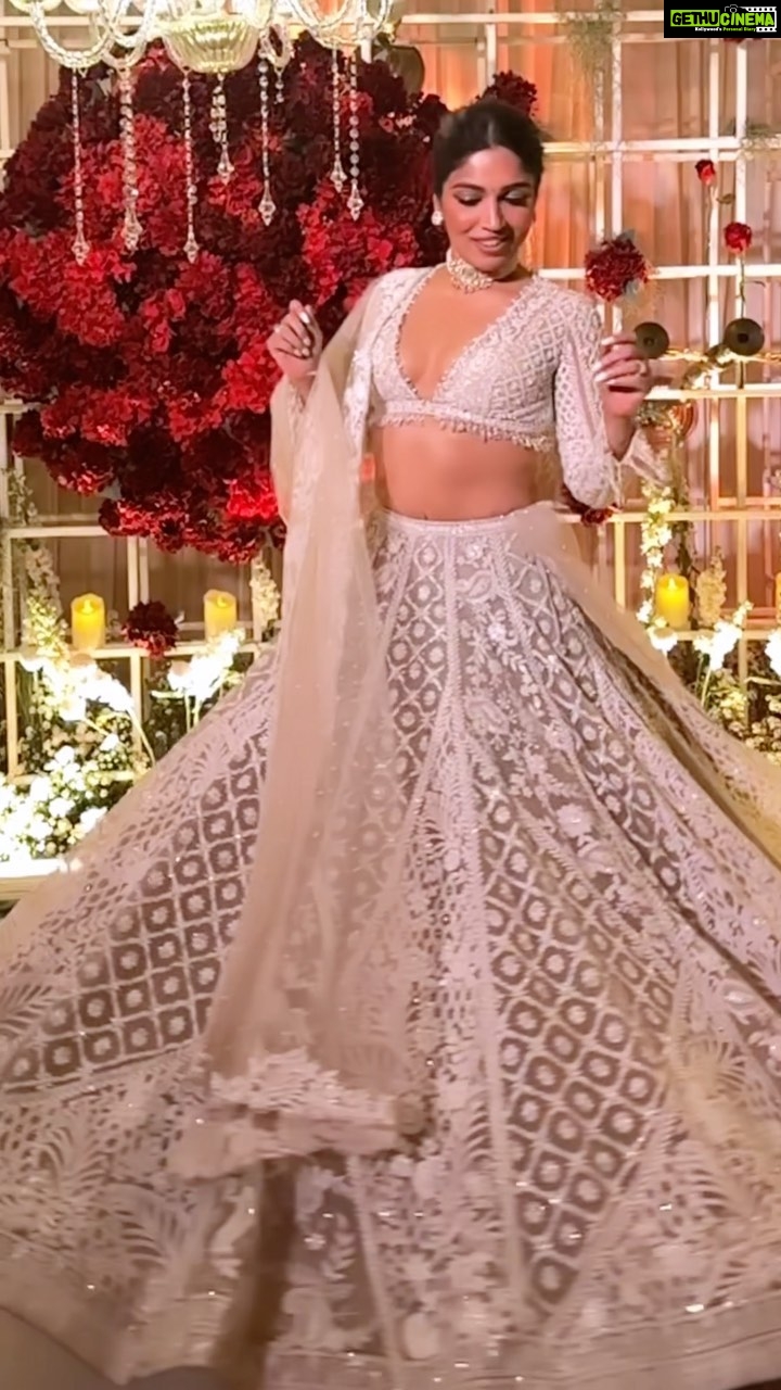 Bhumi Pednekar Instagram - Couldn’t stop twirling 🤍 . . . Wearing @seemagujraldesign Styled by @mohitrai with @shubhi.kumar @teammrstyles Jewellery @curiocottagejewelry