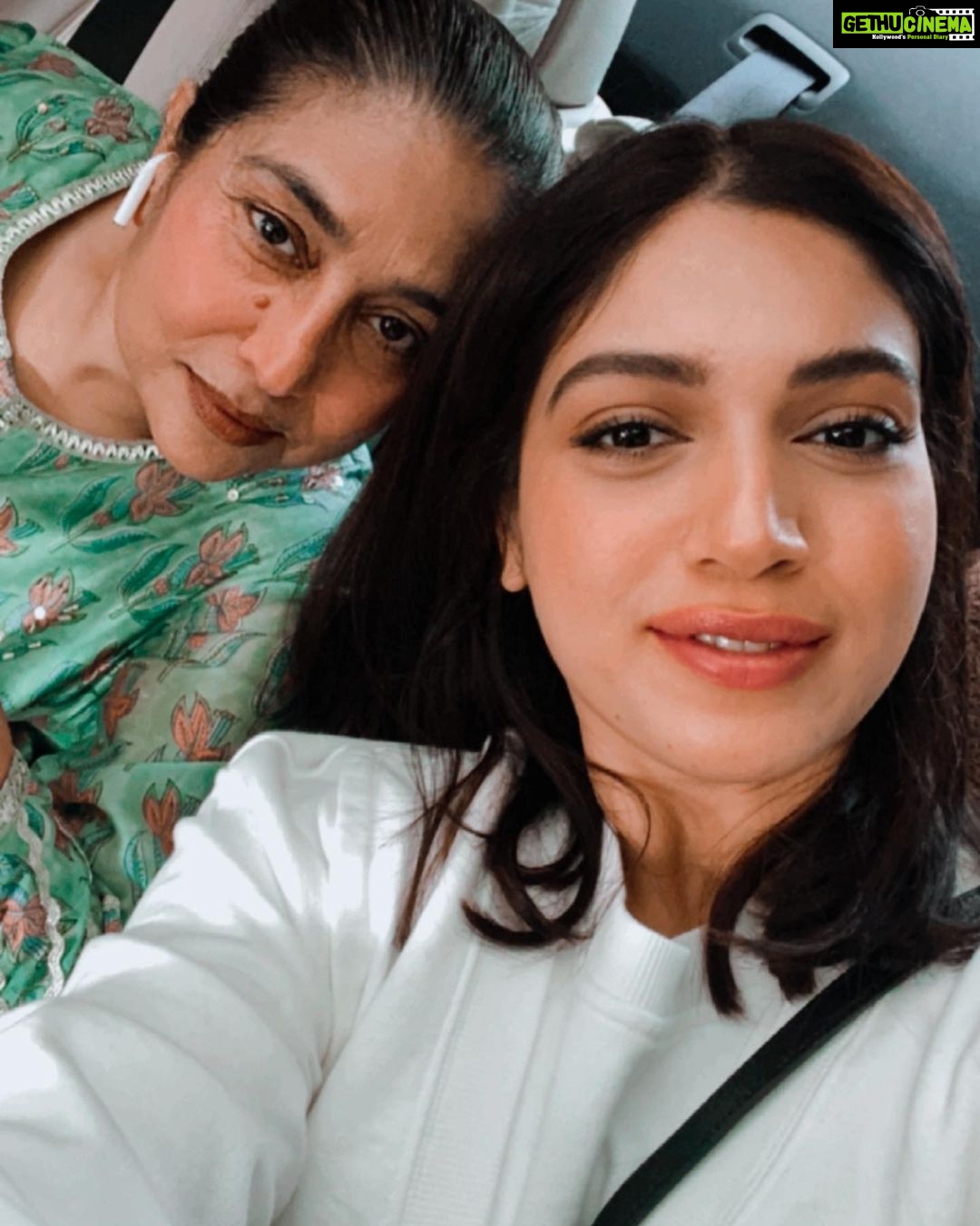 Bhumi Pednekar Instagram - Happy Mother’s Day maa ❤️