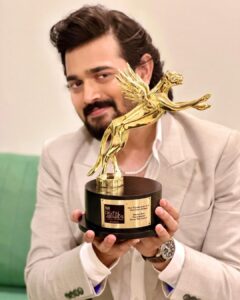 Bhuvan Bam Instagram - Most Popular Actor in a Web Series (Drama) 
Thank you @iwmbuzz for the honour🙏🏼
Love to the entire team of #TaazaKhabar ♥️

Happy Father’s Day to my Baba. This one’s for him.