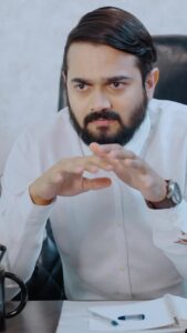 Bhuvan Bam Instagram - Why go gol gol, when you can just have KFC’s all new Chicken Roll at INR 99?
 
@kfcindia_official
 
#KFCChickenRoll #KFCIndia #Collab #NewProduct #Ad