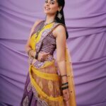 Bindu Madhavi Instagram - Colorful moonlight ☺️ Outfit - @nainajainkolkata Jewellery - @malkha_jpb Makeup - @abhiramisivakumar Hair - @jamunadevraj 📸 - @deepak_durai_photography Team : @avinashelango arvindh_suresh Styling - @stylebynavyaanddivya