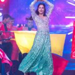 Bindu Madhavi Instagram - Watch me while I bust a groove to the beat….. @siimawards 👗- @archana.karthick 💄- @makeupbymadhushreeganapathy Hair - @marella_makeupstudio 📸 - @shotsbyvishal Styling - @stylebynavyaanddivya